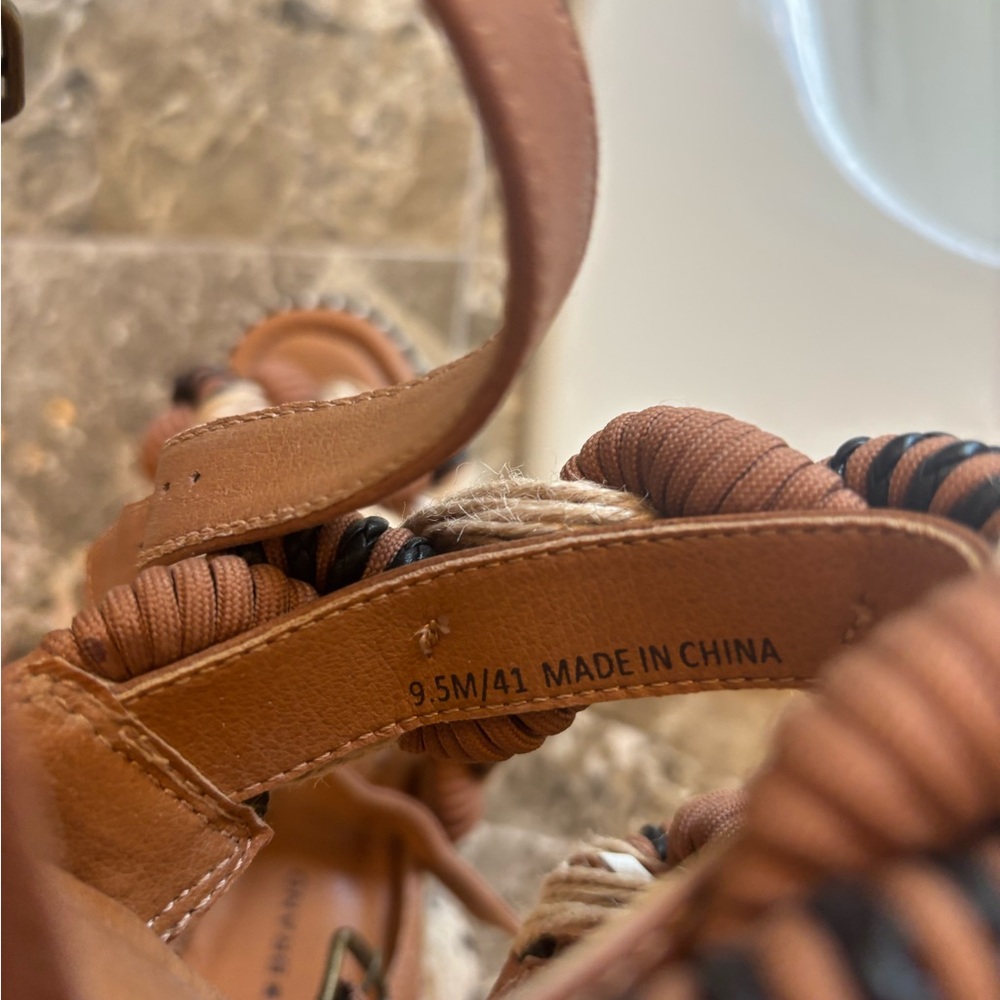 Lucky Brand Brown and Black Woven Sandals - Picture 3 of 7